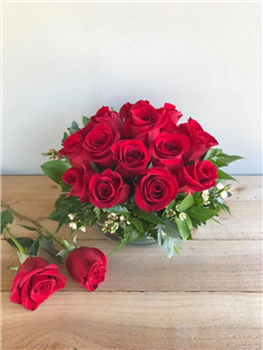 18 Red Rose Posy