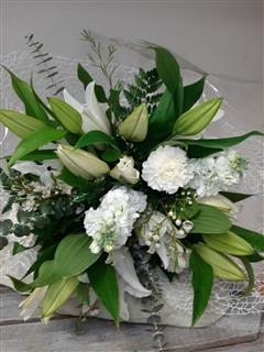 Simply Elegant Bouquet (NO VASE) 