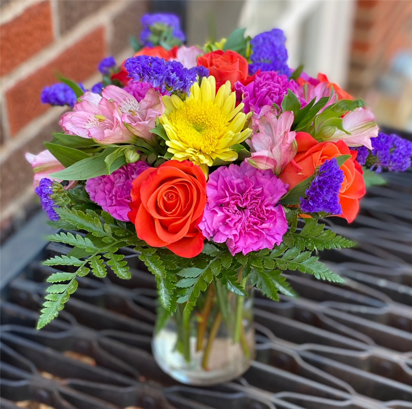 Bright and Cheerful Mix Flower Delivery Stillwater OK - Garden Party