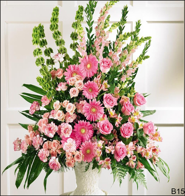 B15 Grand All Pink Floor Basket Flower Bouquet