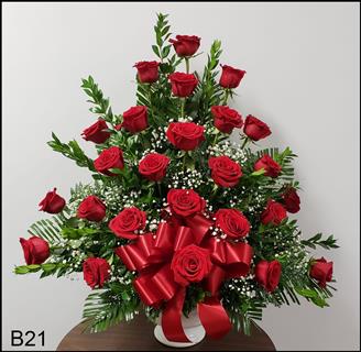 B21 All Red Rose Table Basket Flower Bouquet