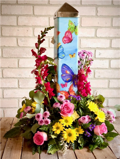 Art Pole in Flowers
