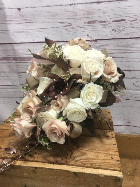 Country Glam with Rose Gold Wedding Flowers