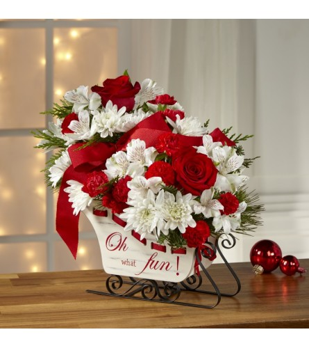 OH WHAT FUN SLEIGH TABLE TOP Flower Bouquet