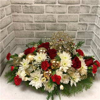 Classy Christmas Centerpiece Flower Bouquet