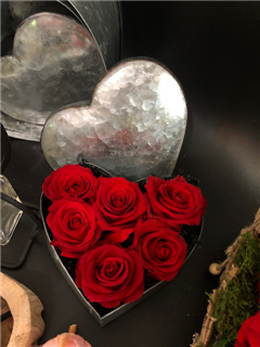 Preserved Roses in Galvanized Heart Tin