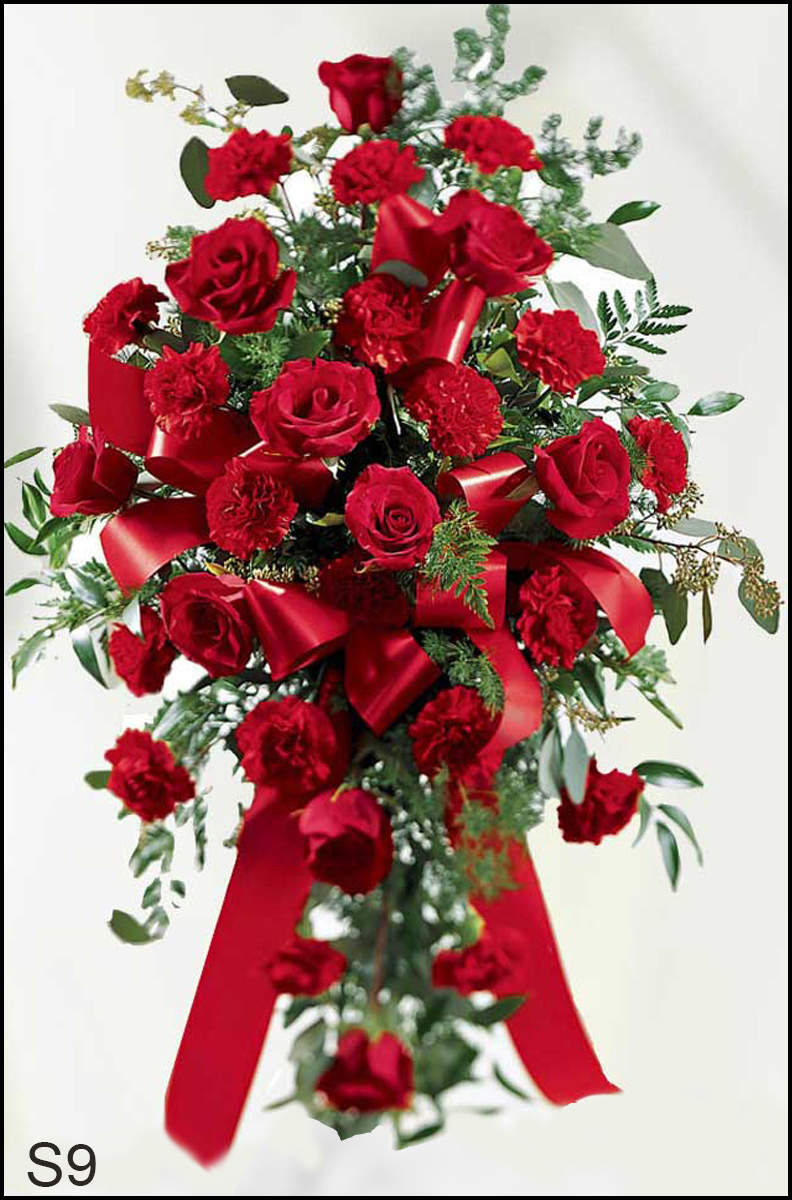S9 All Red Standing Spray Flower Bouquet