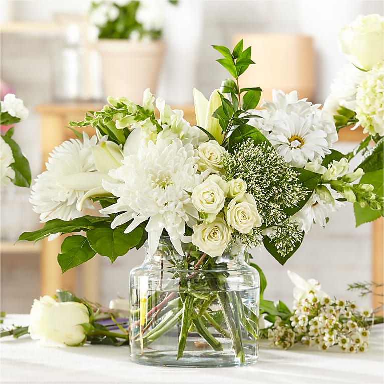 Classic Ivory – A Florist Original Flower Bouquet