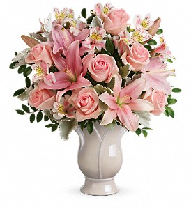 Teleflora's Soft And Tender Bouquet DX