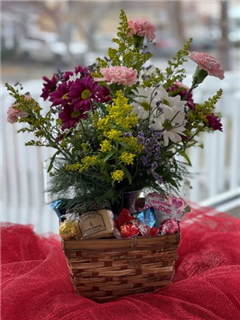 FLOWERS AND MORE BASKET